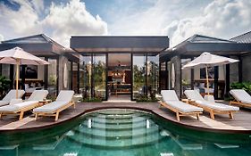 Villa Tenang